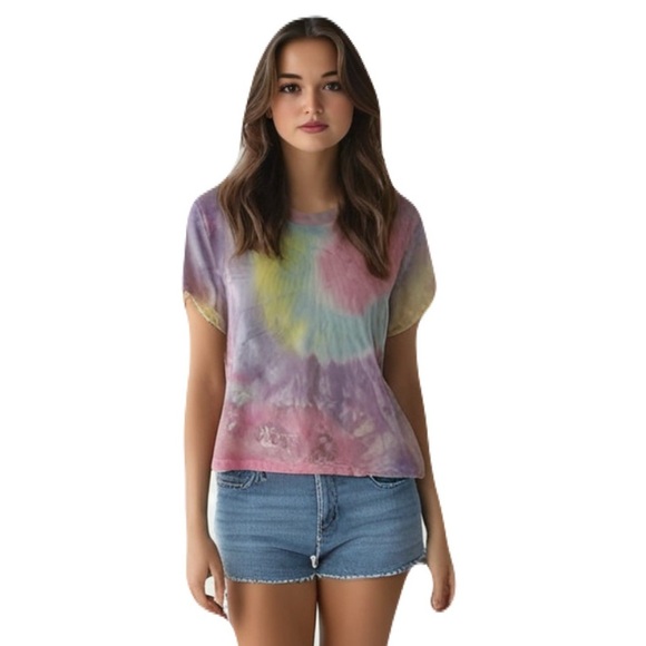 Rue21 Vibrant Pink and Yellow Crop T-Shirt - Picture 1 of 4